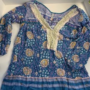 Women’s 3/4 sleeve top